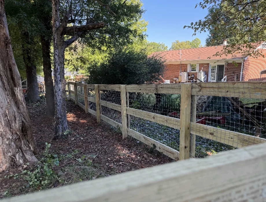 4'H Wood Ranch 3-Rail Wood Ranch Rail Fence