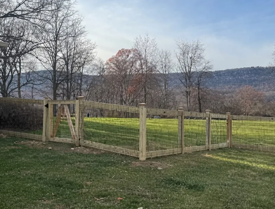 4'H Wood Ranch 2-Rail Natural Wood Fence