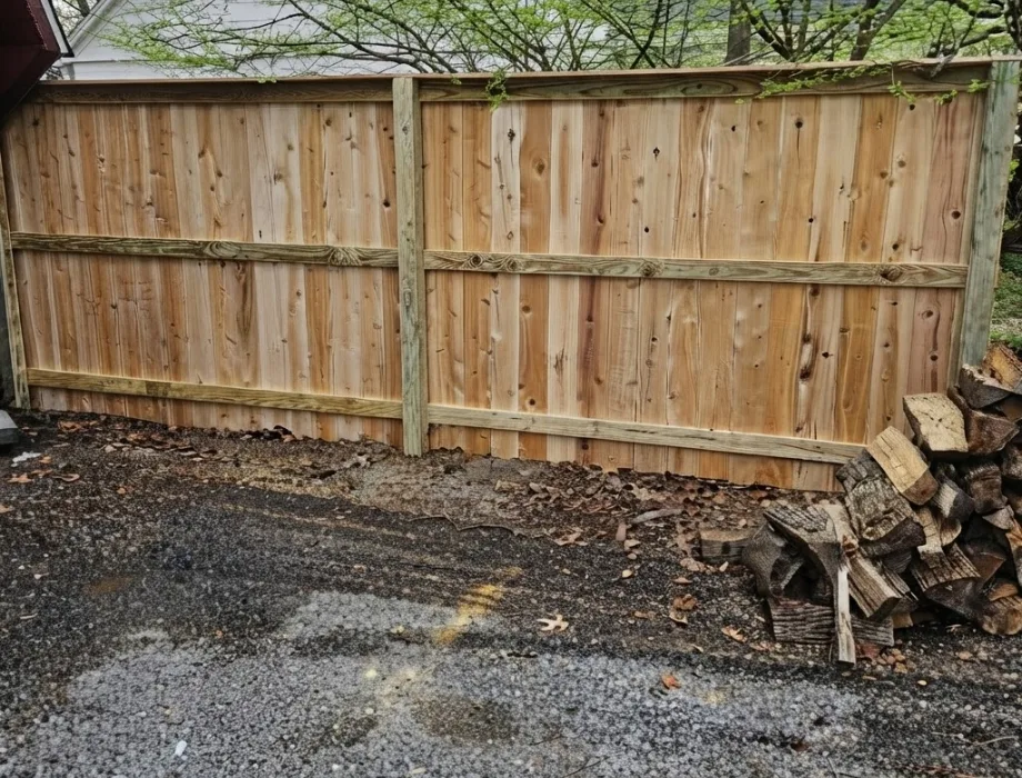 6'H White Cedar Stockade Natural Wood Fence