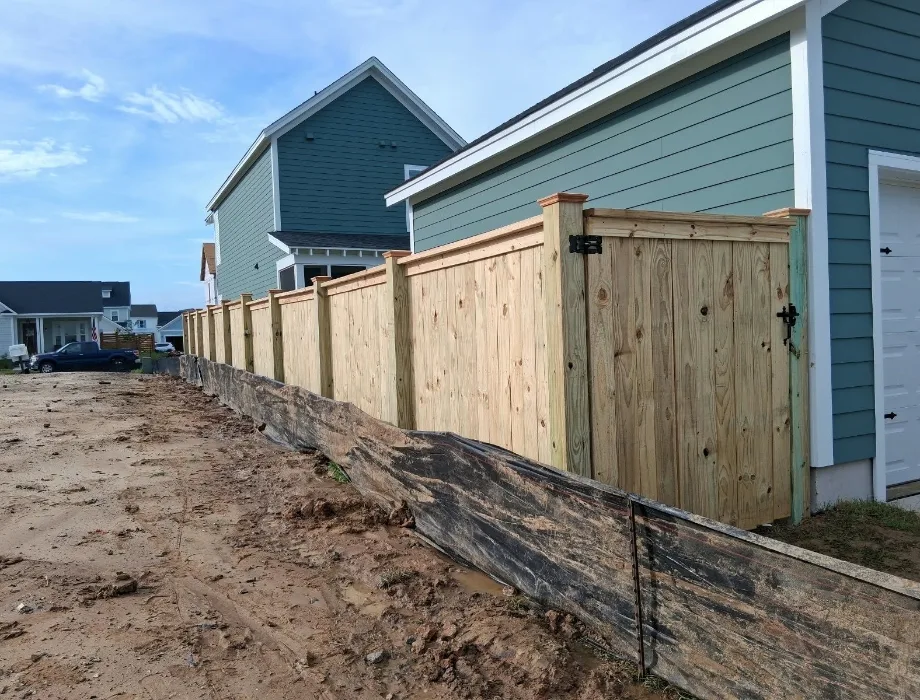 6'H Cap and Trim Stockade W/6x6 Post Natural Wood Fence