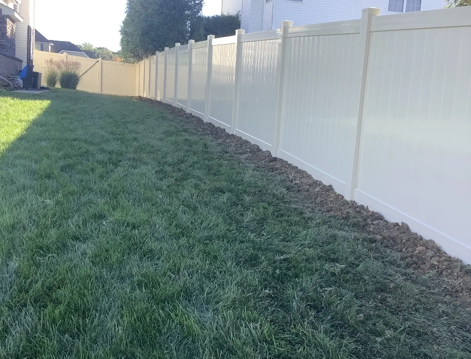 6'H Hamilton - Tan Tan Vinyl Fence