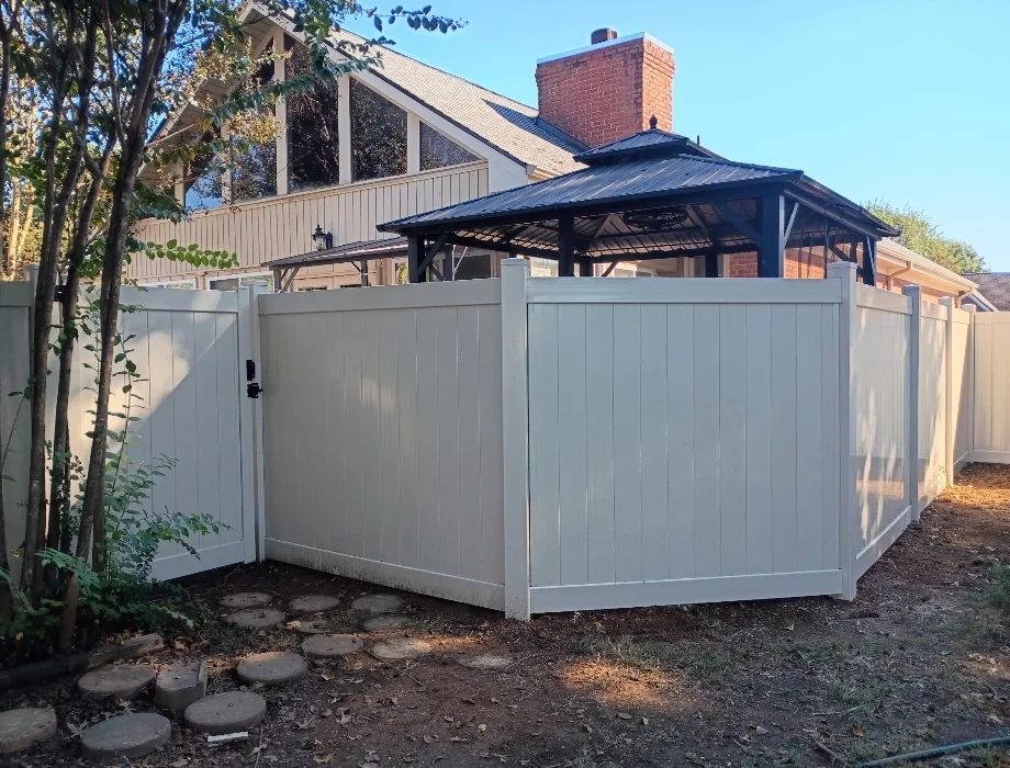 6'H Tan Hamilton Tan Vinyl Fence