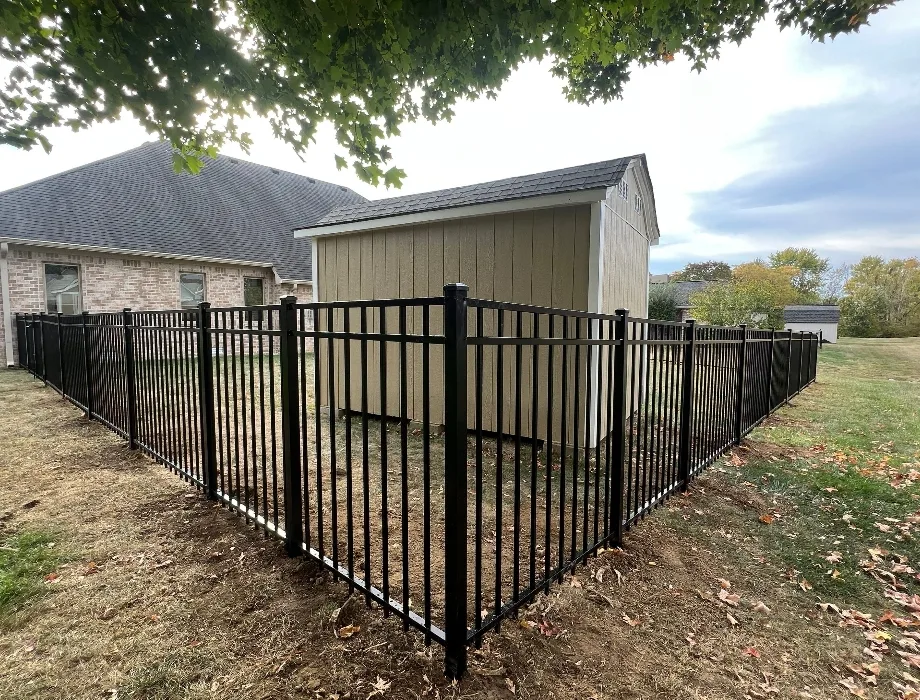 4'H Black 300 Sterling (R) Black Aluminum Fence