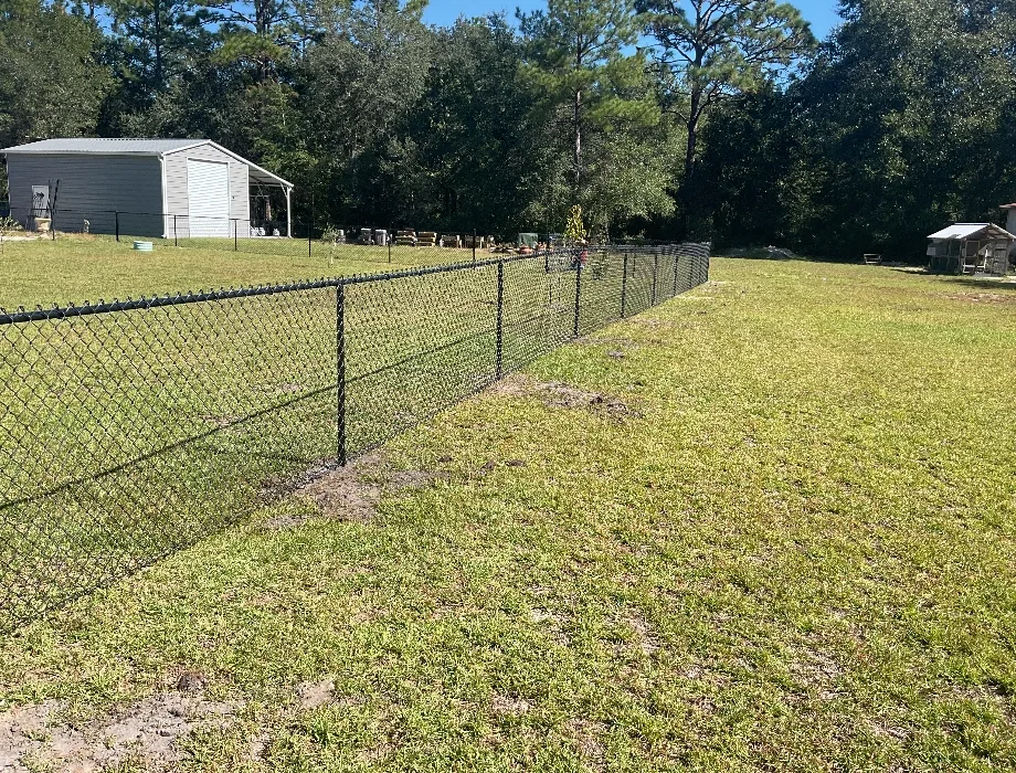 4'H Residential Black Vinyl Coated Chain-LInk Black Chain Link Fence