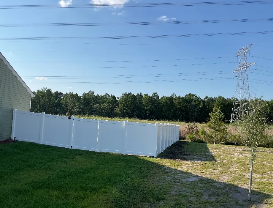 6'H White Hamilton White Vinyl Fence