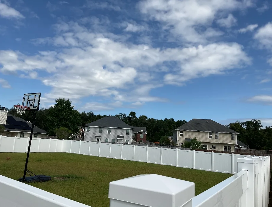 6'H White Hamilton White Vinyl Fence