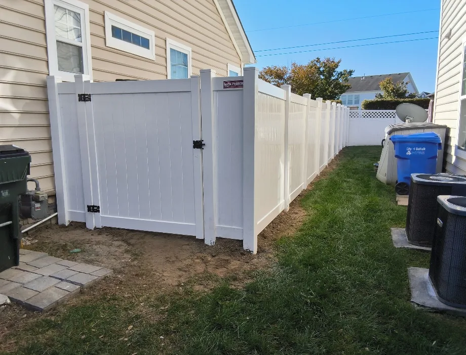 6'H White Hamilton 6ft White Vinyl Fence